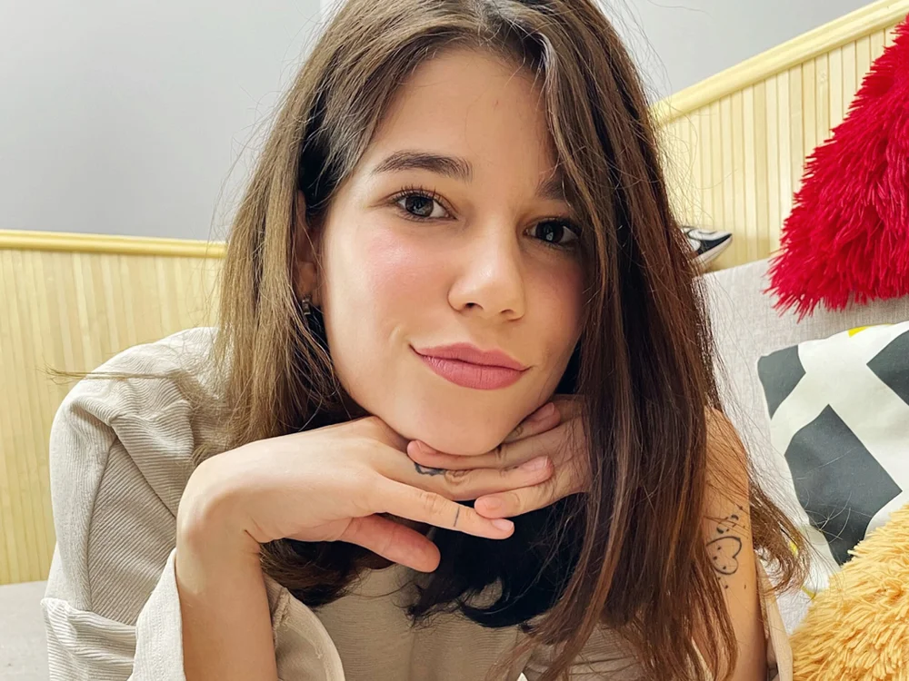 BridgetCutie's Offline Chat Room