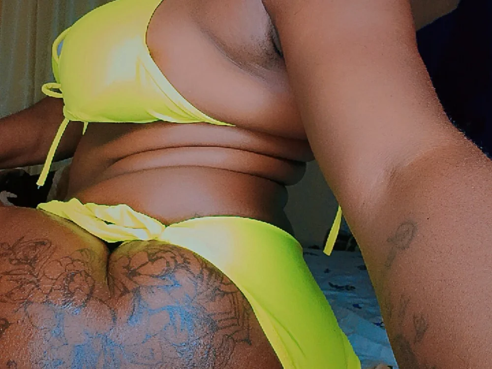 hottara99 Adlı Modelin Çevrimdışı XXX Sohbeti