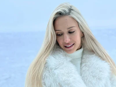 VikkiLustfull profile