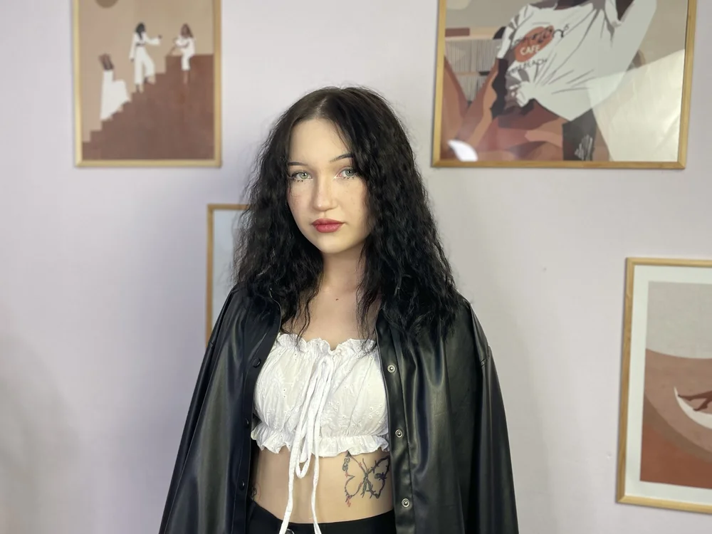 AmberFarmer's Offline XXX Chat