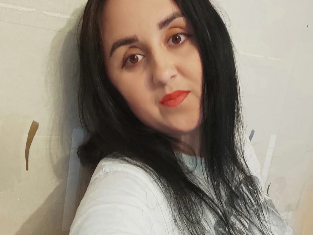 ShineSabrina's Offline XXX Chat