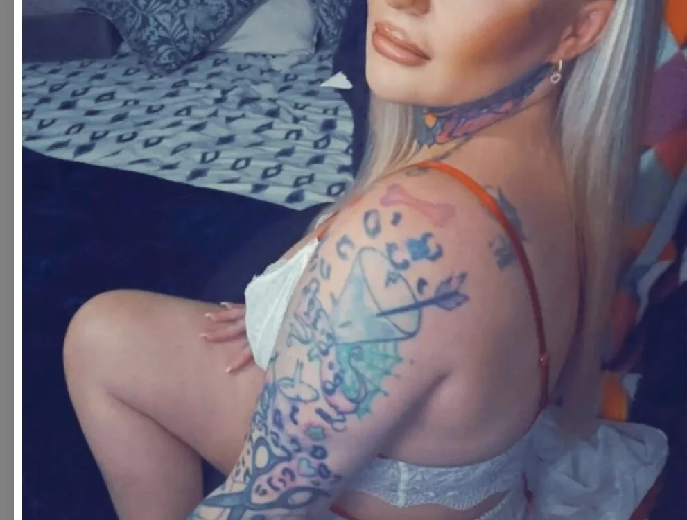 Inkedplaydoll Offline XXX-chat