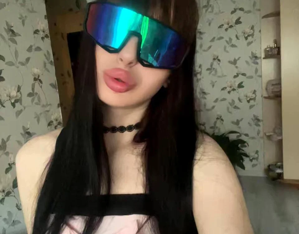 Chatroom XXX hors ligne de WanettaNeary