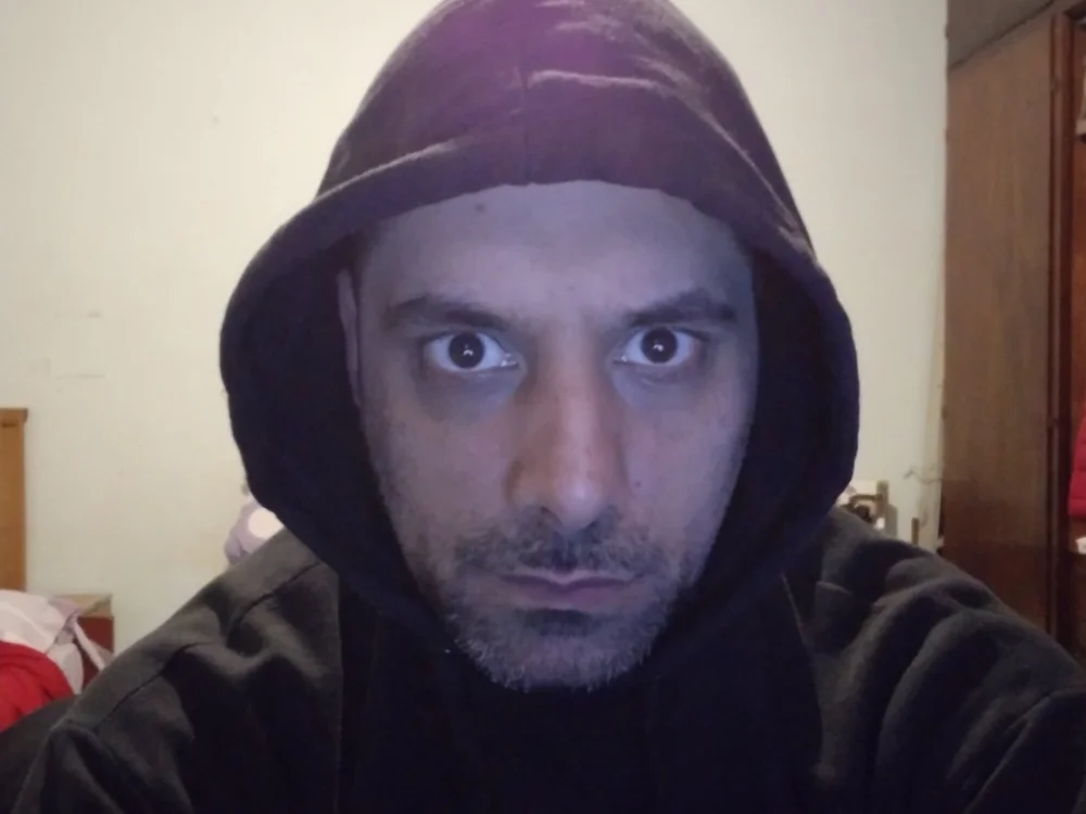 J0hNluq offline chatrum