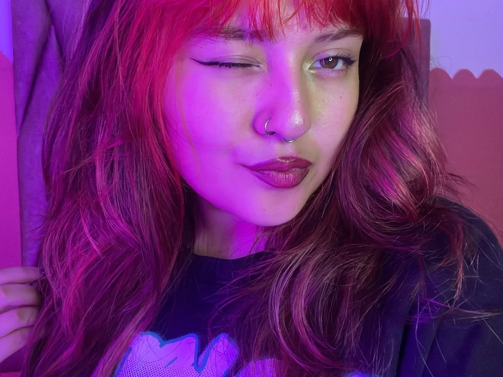 Taylorsiner's Offline XXX Chat