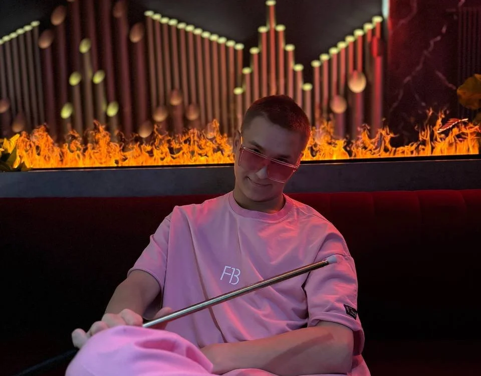 Astik_'s Offline Chat Room
