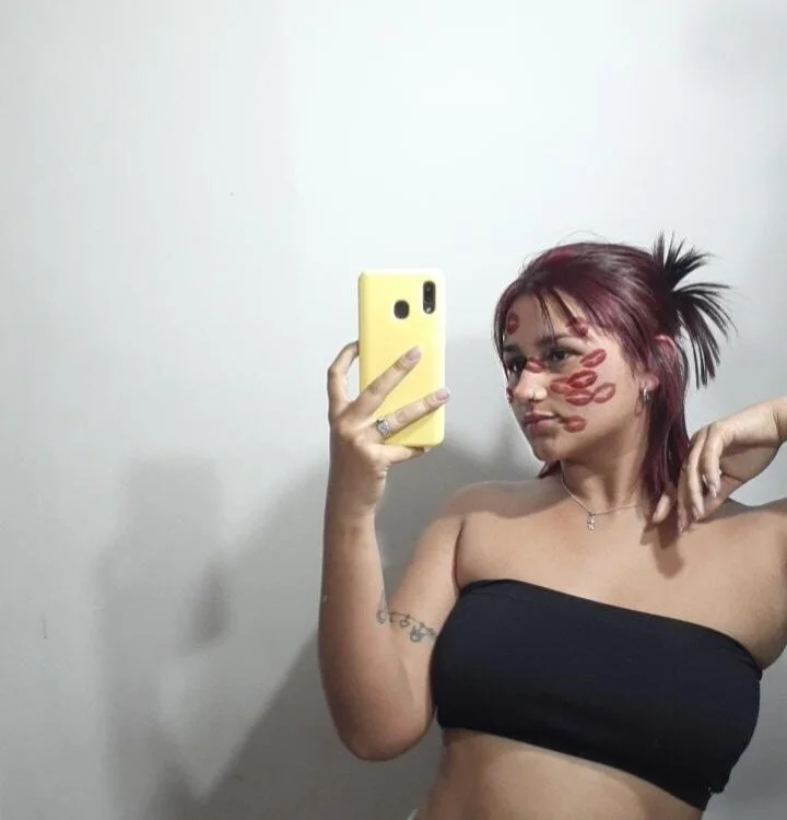 Bilik Sembang Luar Talian sofia_sex_