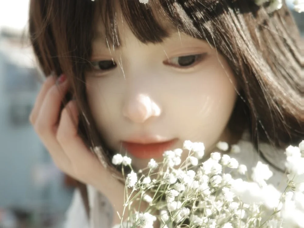 Yomi-lucyk cam model