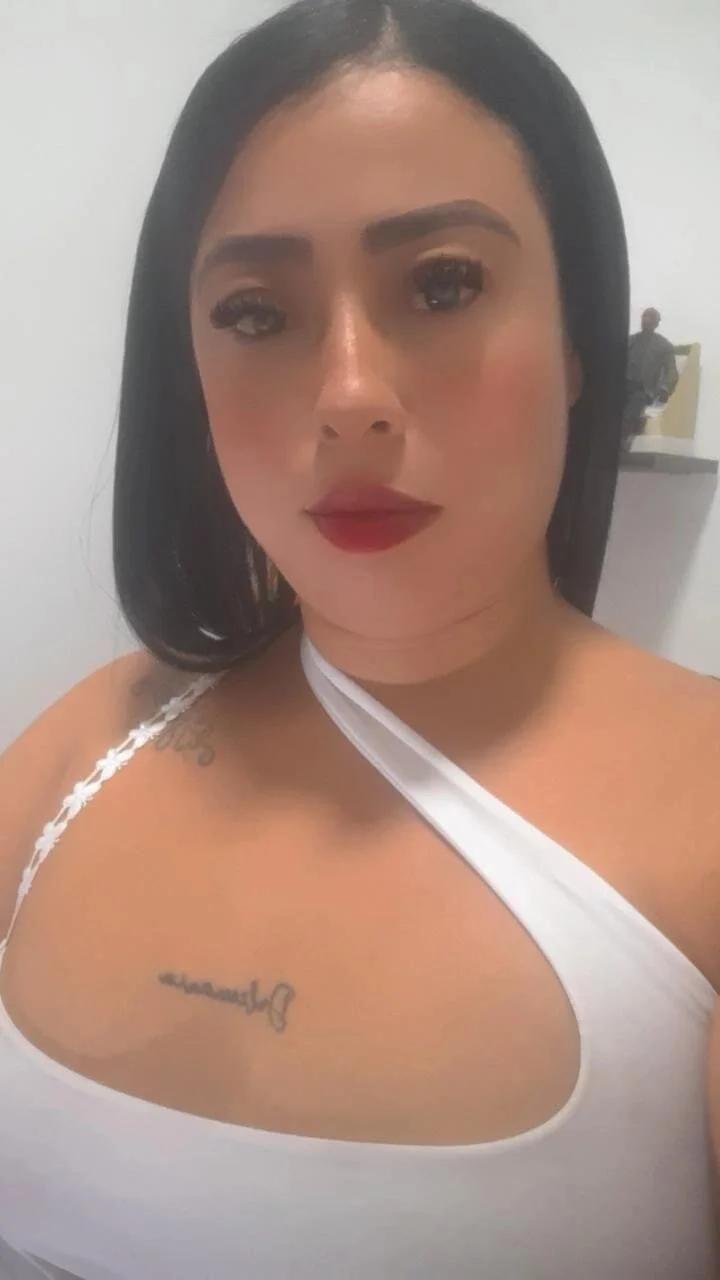 queenfindomlatin cover photo