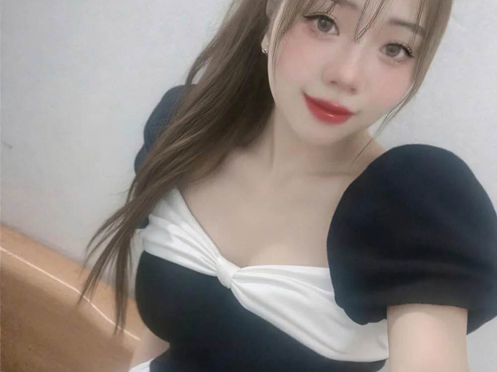 Offline XXX chat modela joss-caprri