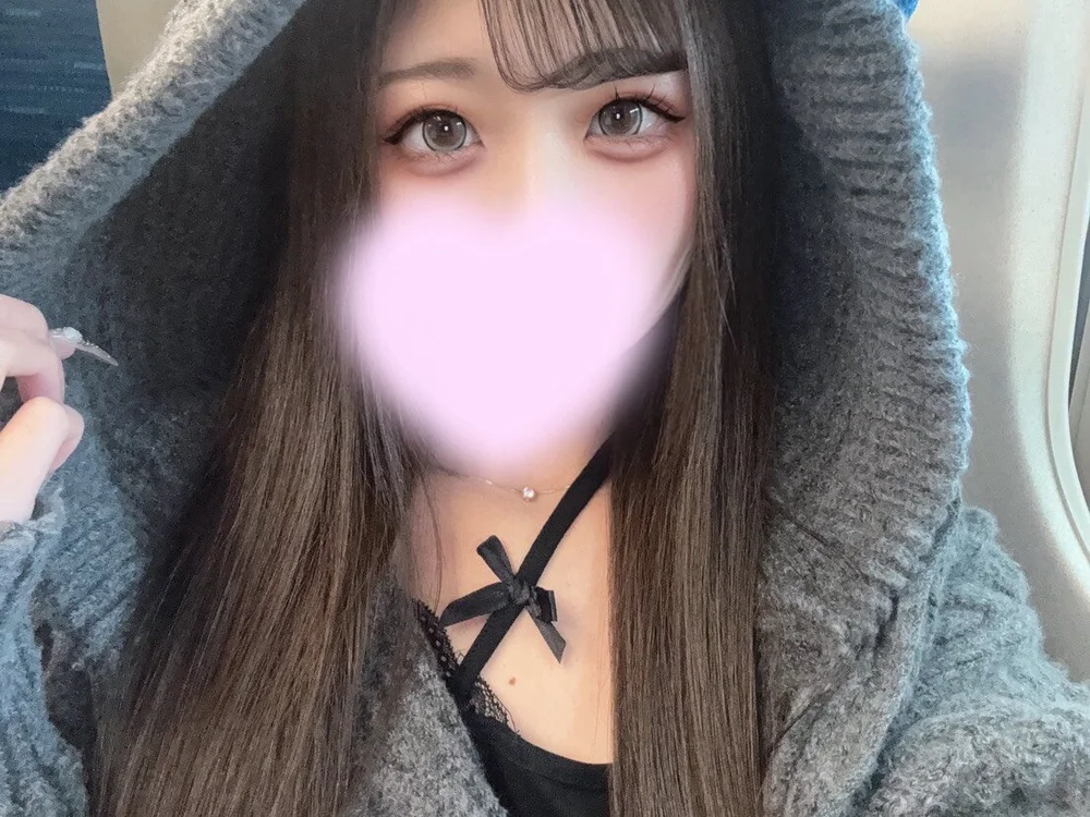 YUNAYUNA888 Offline XXX-Chat