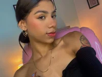 BrunetteAdams001n Live XXX chat