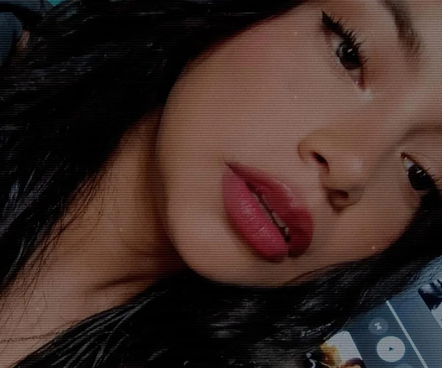 CocoaGigiMuse's Live XXX Chat