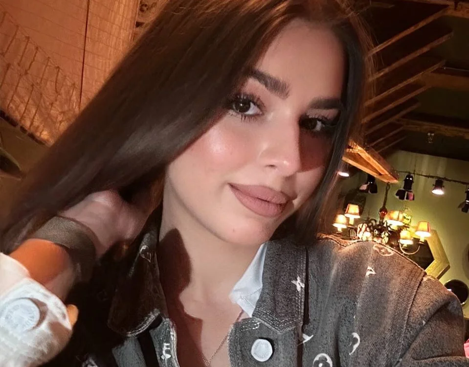 PhyllisEllis' Offline Chat Room
