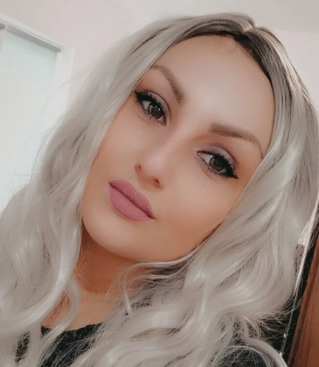 Sensual_Ari Adlı Modelin Çevrimdışı Sohbet Odası