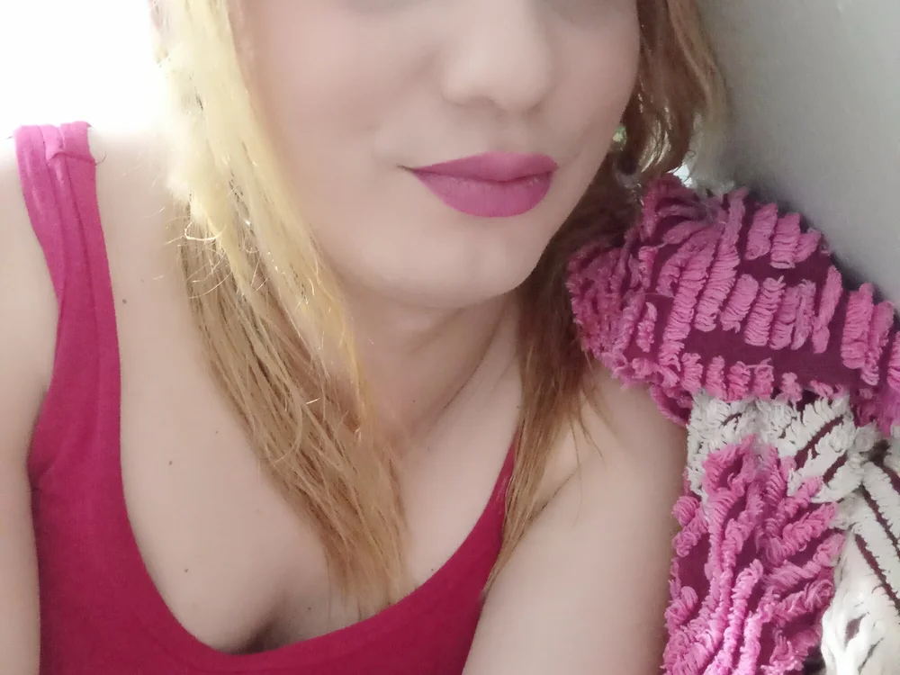 mialoira offline chatrum