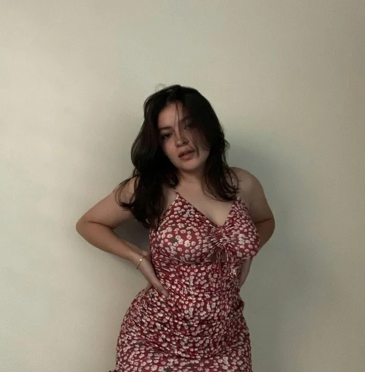 esilasalii Offline XXX-chat