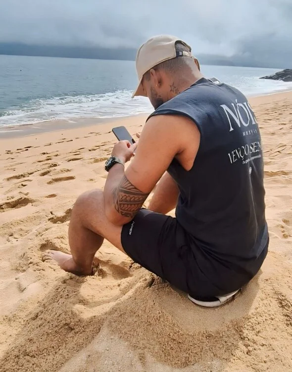 OliveiraSeven Offline XXX-Chat