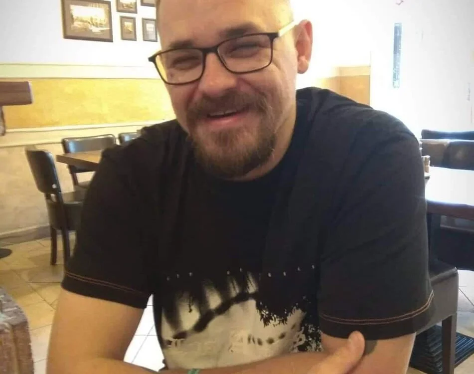 MarcBalkan's Offline Chat Room
