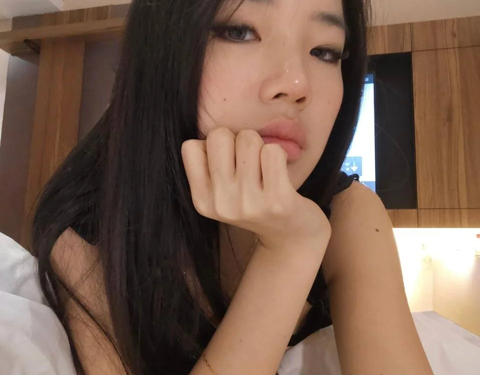 Chatroom XXX hors ligne de TinyBabe