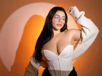 Chat +18 de MilaCrave ao vivo