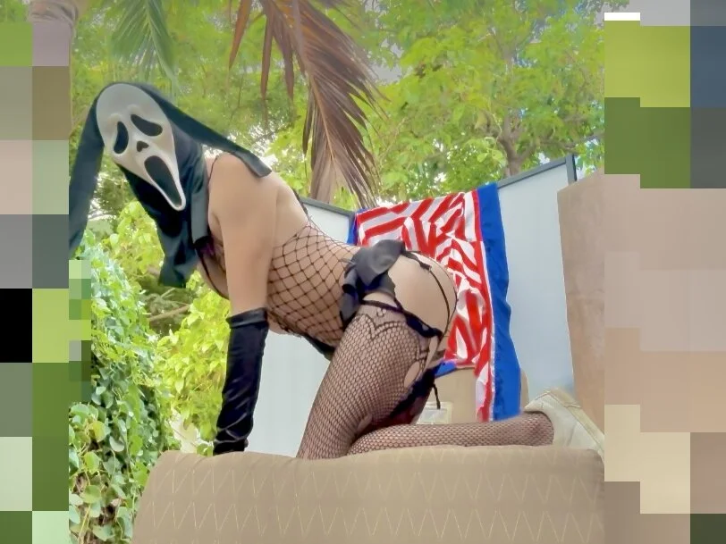 Discreetlylimitless' Offline XXX Chat