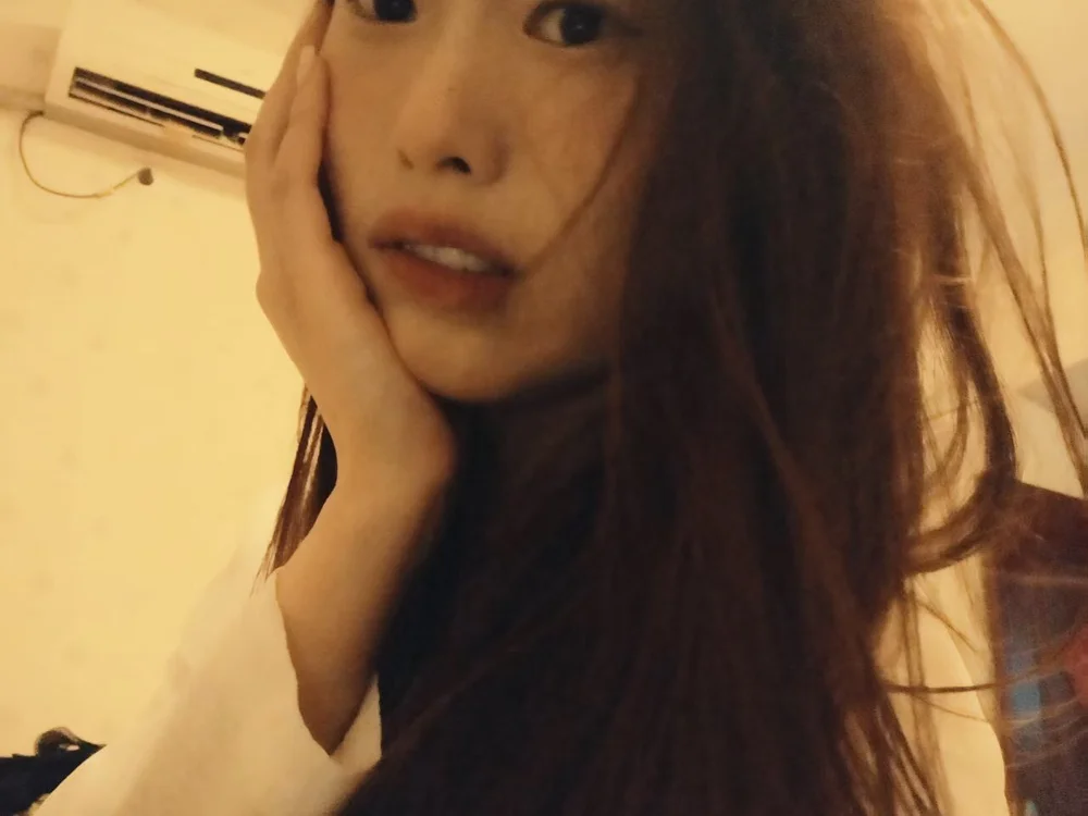 yiyi3728's Offline XXX Chat