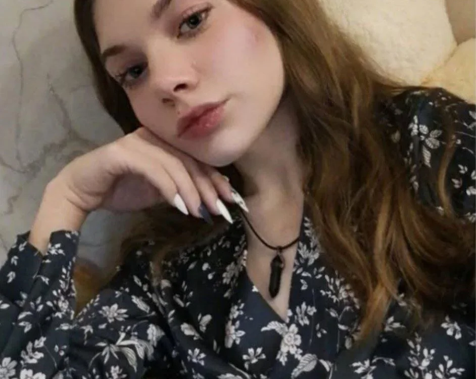 Adele_Sunny 離線 XXX 聊天