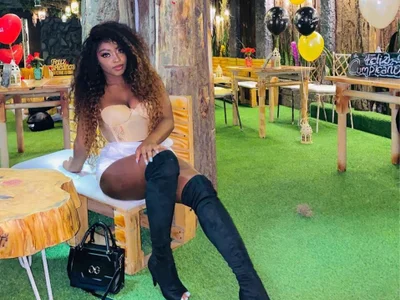 nicoletth18 webcam livesex profile in curvy cams