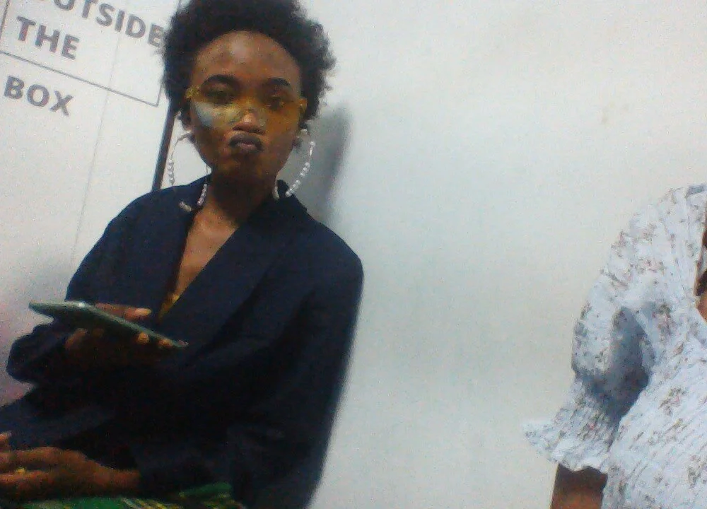 dark_ivy's Offline XXX Chat