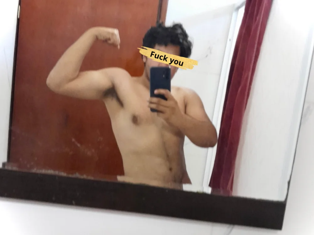 Vicporn0398's Offline XXX Chat