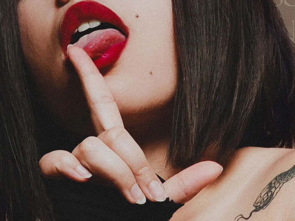 Deesse-Moona 離線 XXX 聊天