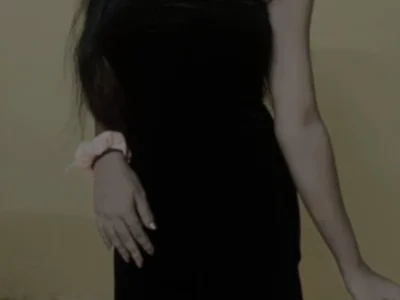 Quun_rosi - small tits teens