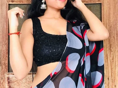 Vanshika_21 - Girl 