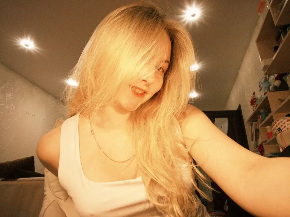 HolyBabyDoll Chat XXX offline