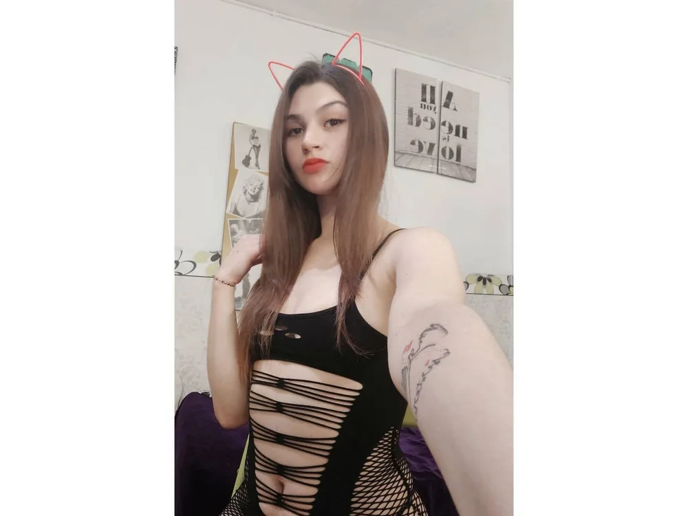 Ammy_lover's Offline XXX Chat