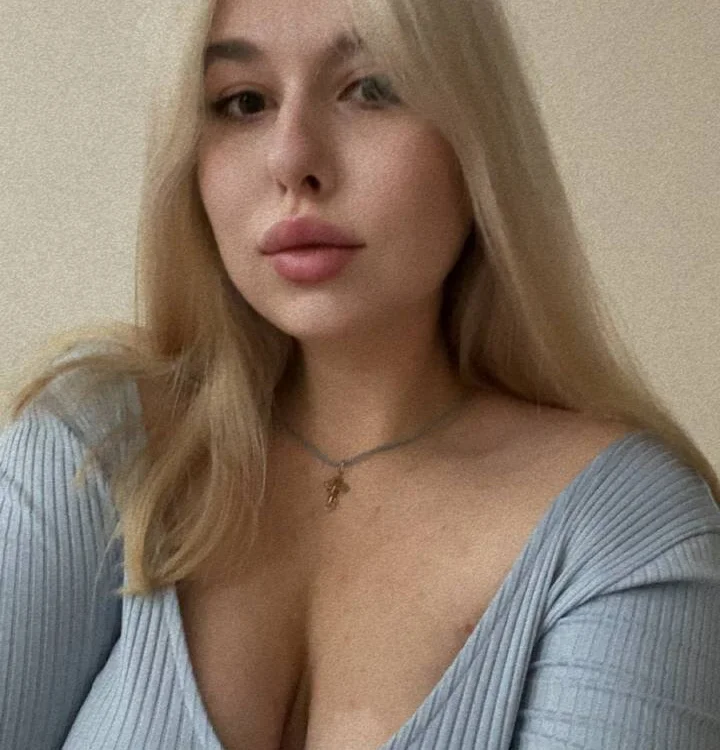 ChloeRicc offline XXX-chatje