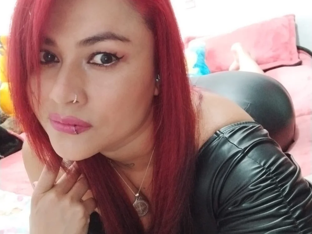 PaulaCollinss' Offline Chat Room