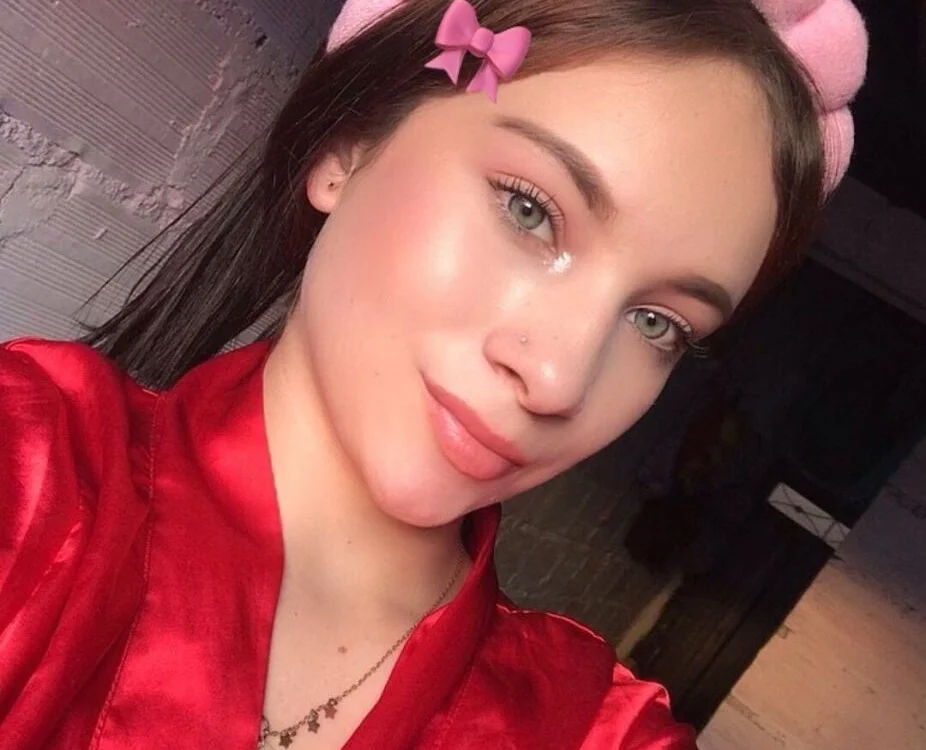 cloe_weiss Obrolan XXX Offline