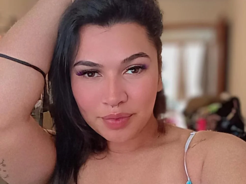 Offline XXX chat modela Emilly_Fox