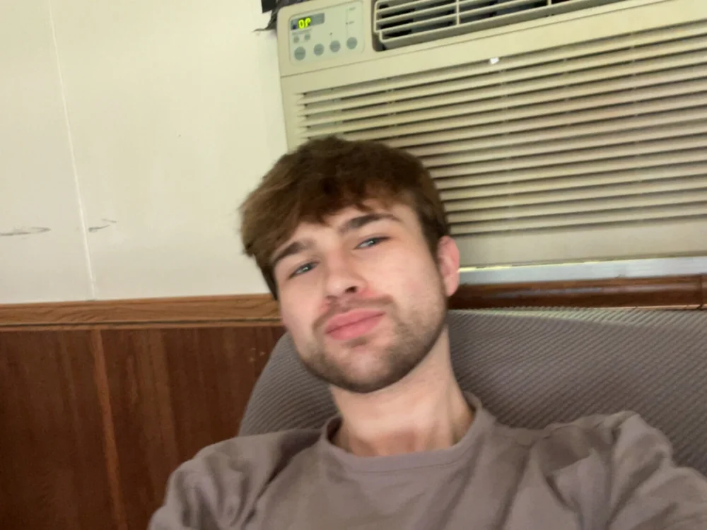 614isaac's Offline Chat Room