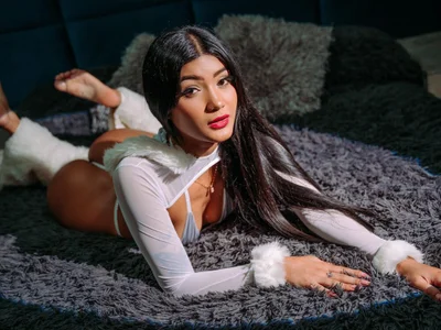 CaseyPiierce webcam livesex profile in latino cams