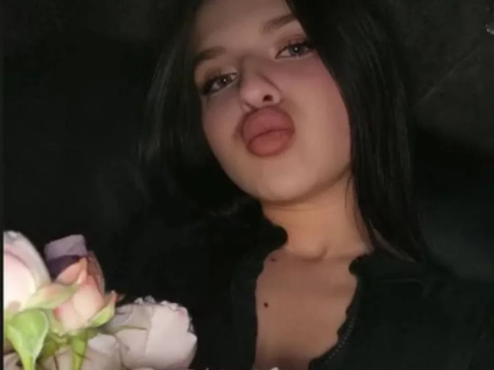 SecretKiraa cam model