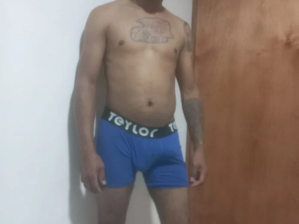 AdonysBlack offline chatrum