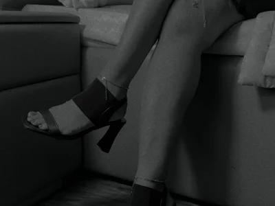 DivorceeFarah - Girl 