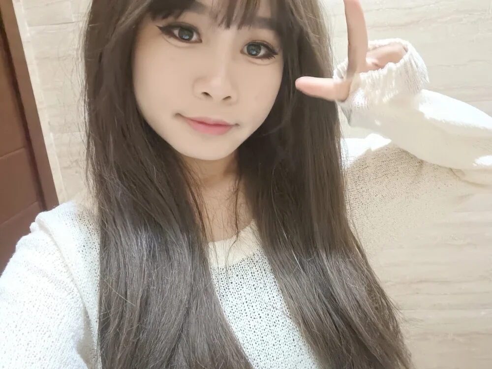 Loveto_eathawthorn99 Offline XXX-Chat