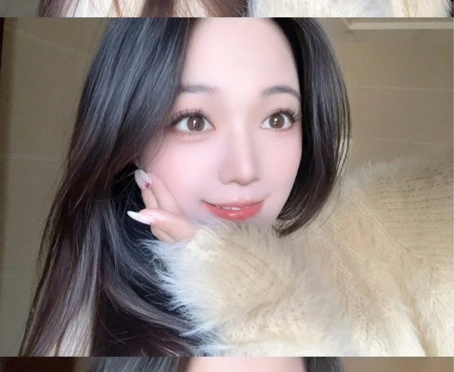 Eiayw_cc's Offline XXX Chat