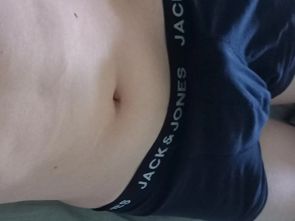 Knuffelbeertje20n Offline XXX chat