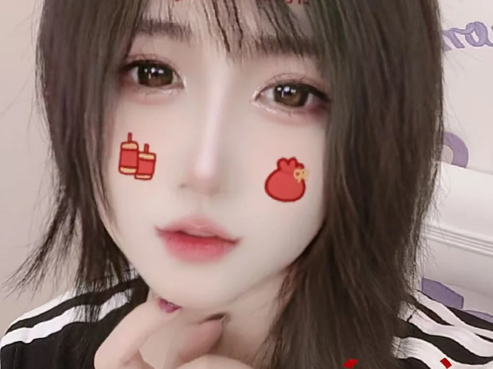 Evangelin-e: офлайн-секс-чат