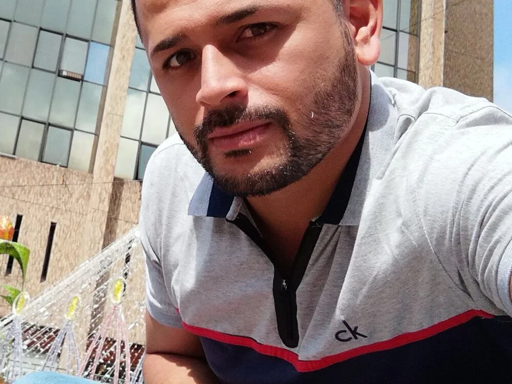 polianma Chat XXX Ngoại tuyến